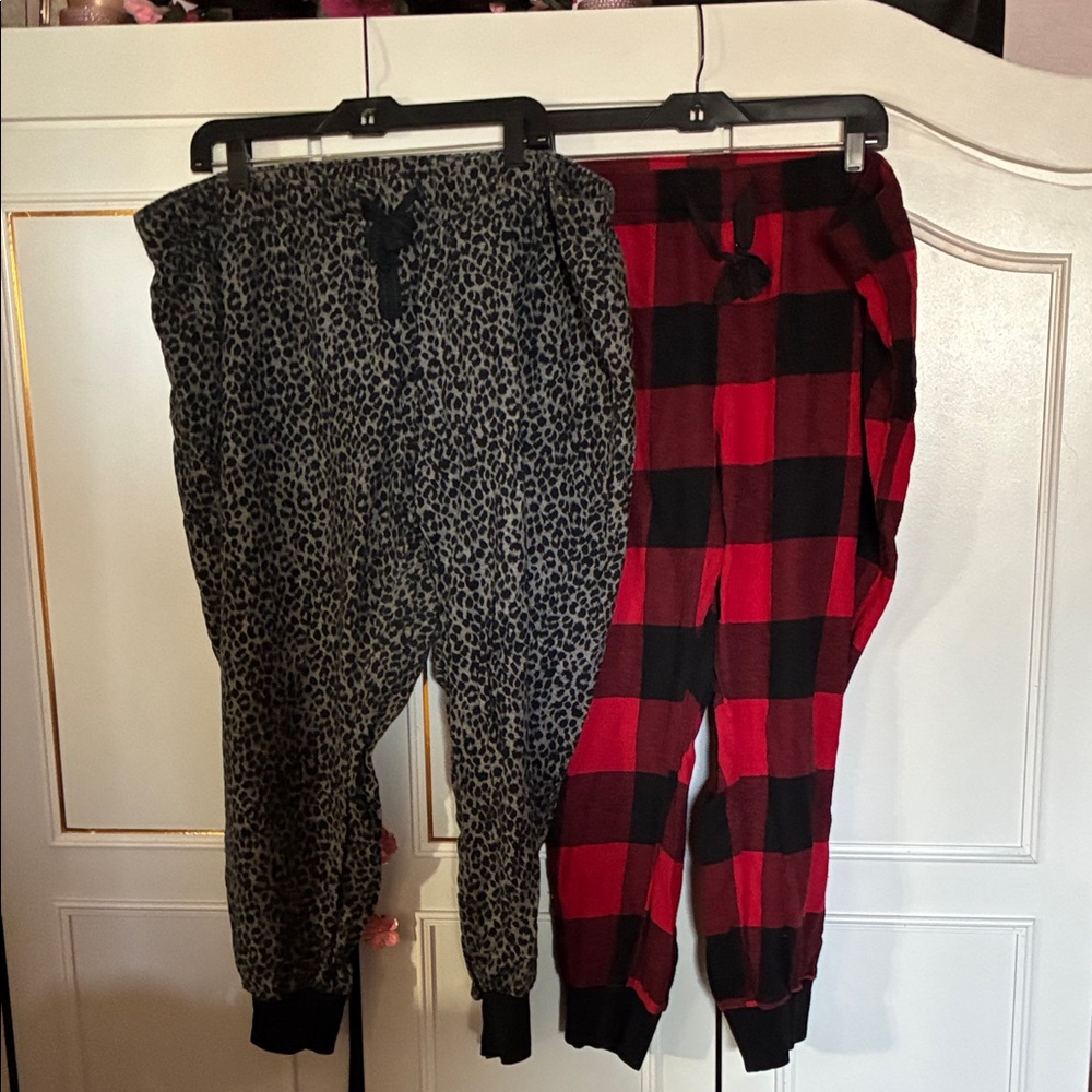 Women’s Plus old navy  Leopard and Red Plaid pj bottoms -lot 2 pairs xxl